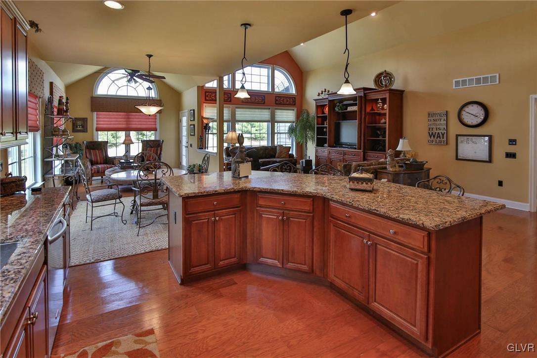 2620 Pioneer Road Bethlehem, PA 18017 - Photo 20 of 45 Gallery Image 20