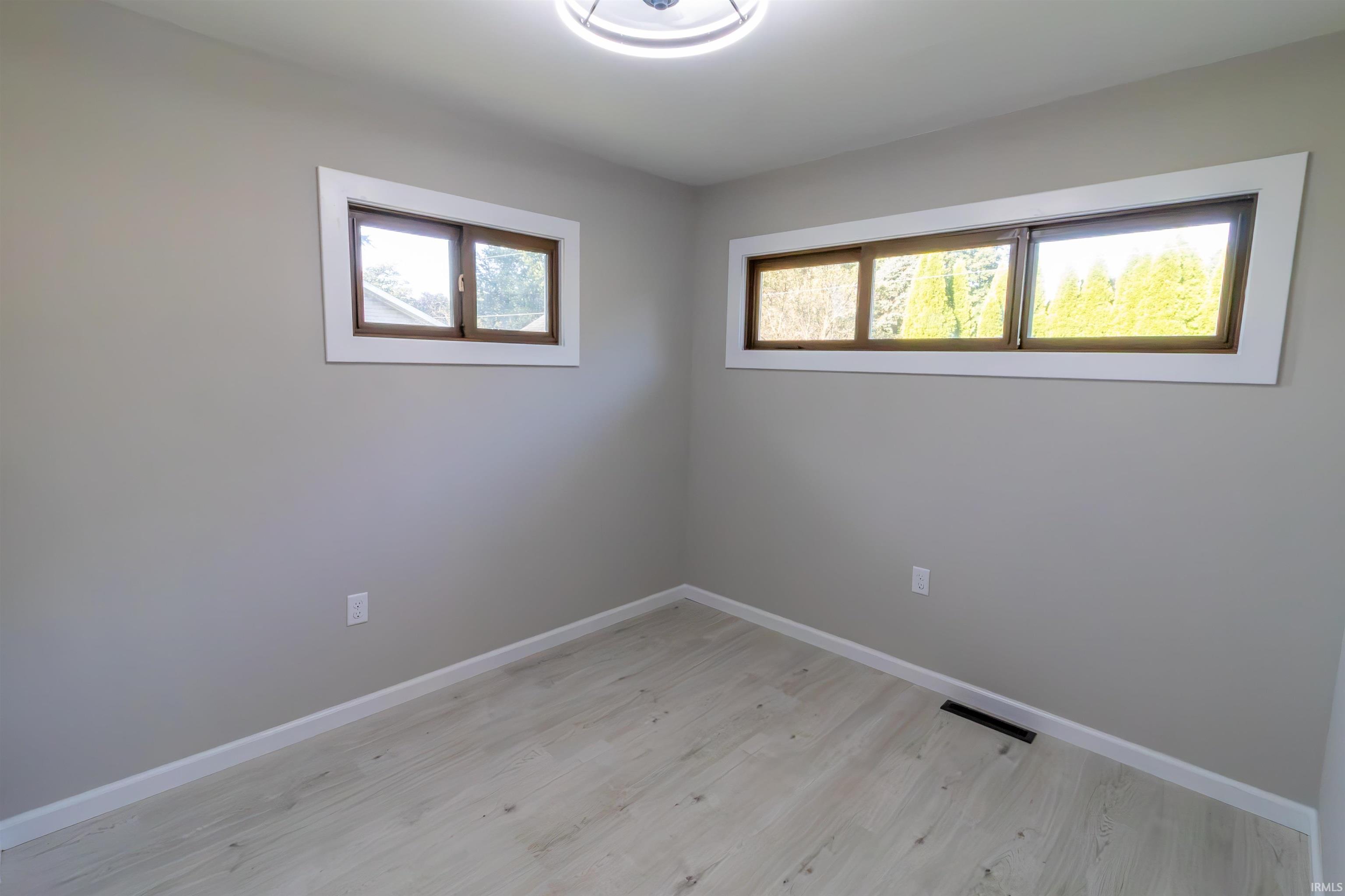 3310 North Rangeline Road Huntington, IN 46750 - Photo 21 of 25 Gallery Image 21