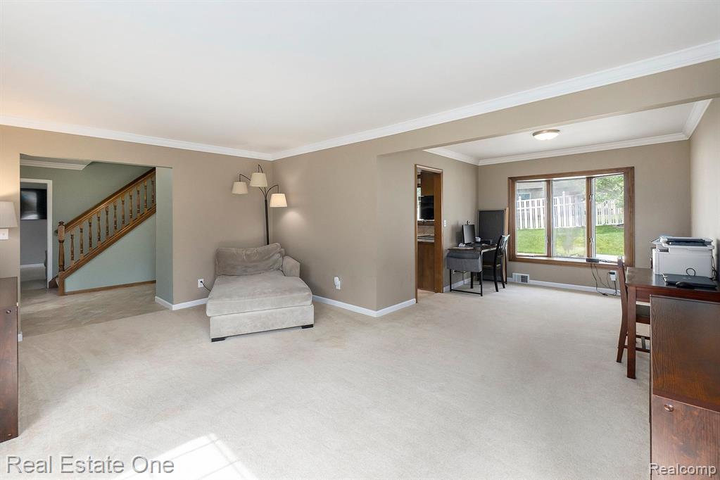 994 Hampstead Lane Rochester Hills, MI 48309 - Photo 3 of 25