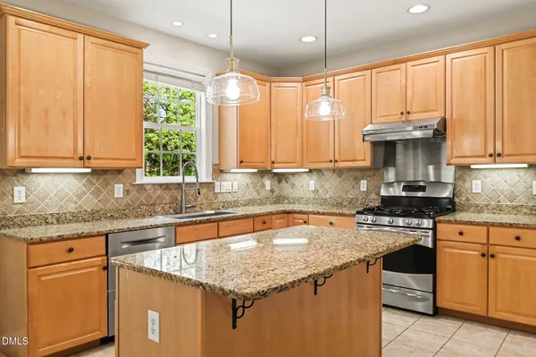 $795,000 | 1808 Abby Knoll Drive, Apex, NC 27502