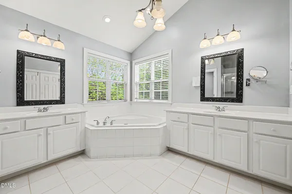 $795,000 | 1808 Abby Knoll Drive, Apex, NC 27502