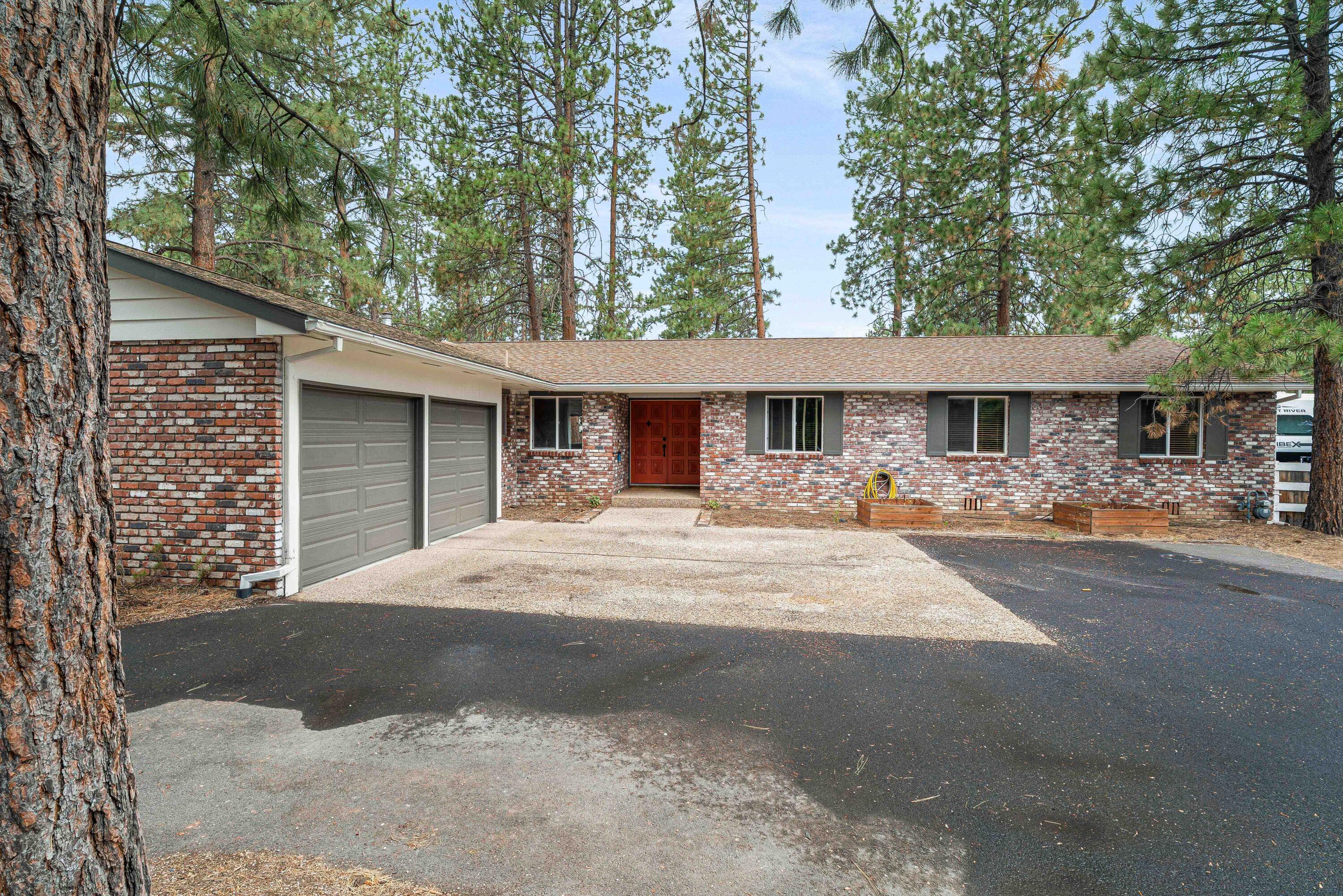 60889 Parrell Road Bend, OR 97702 - Photo 1 of 35 24-New