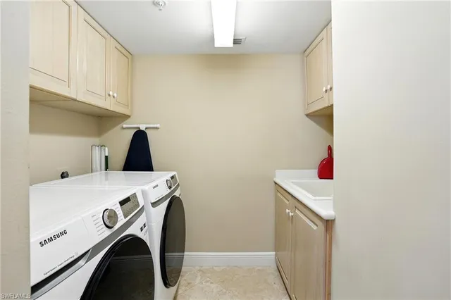 $12,000 | 20 Seagate Drive, Unit 803, Naples, FL 34103