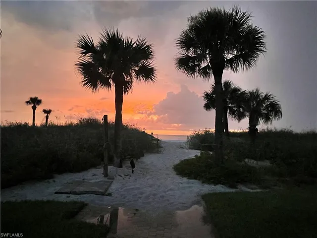 $12,000 | 20 Seagate Drive, Unit 803, Naples, FL 34103