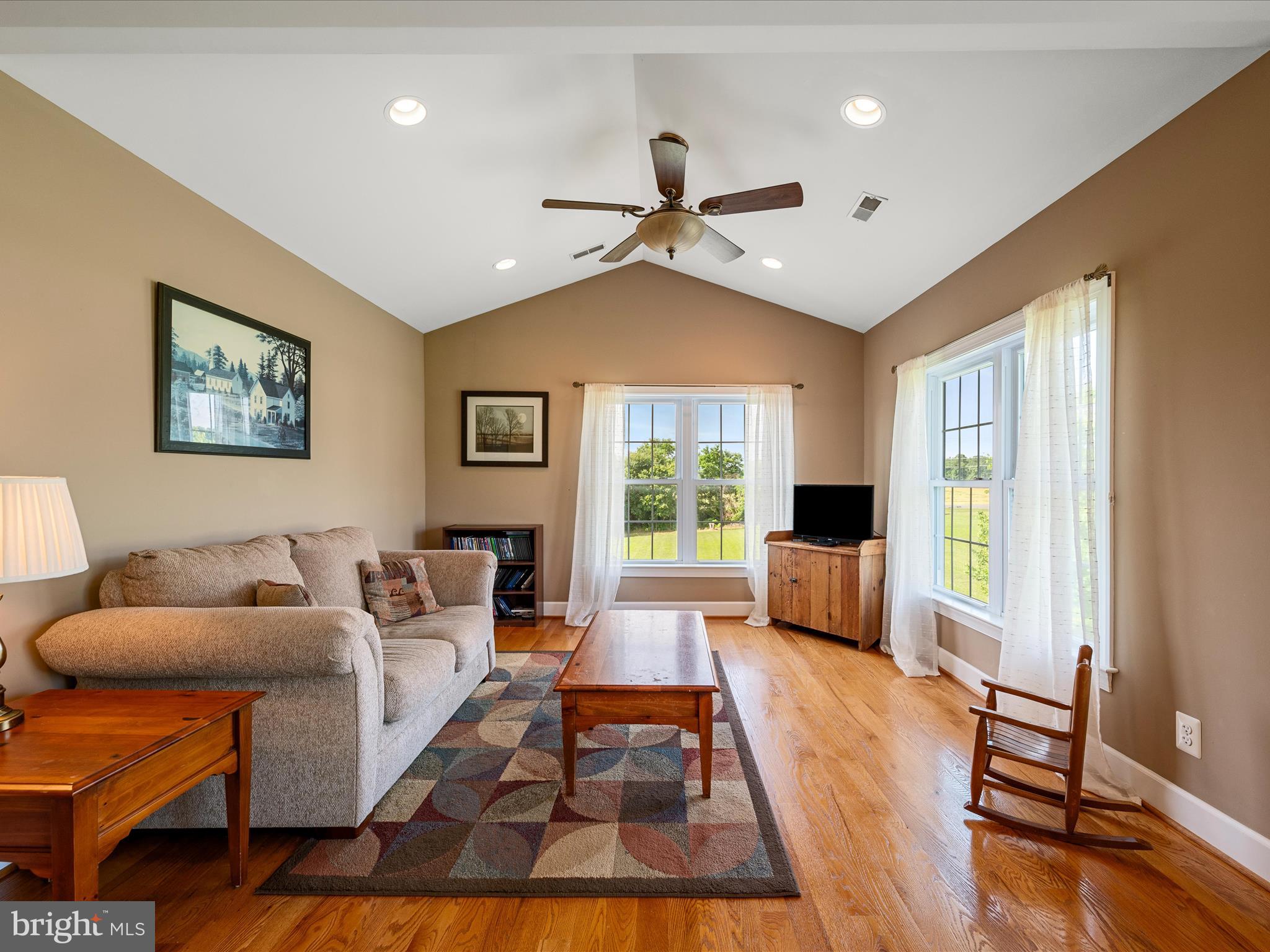 78 Old Grade Road Strasburg, VA 22657 - Photo 43 of 70 Upper Loft