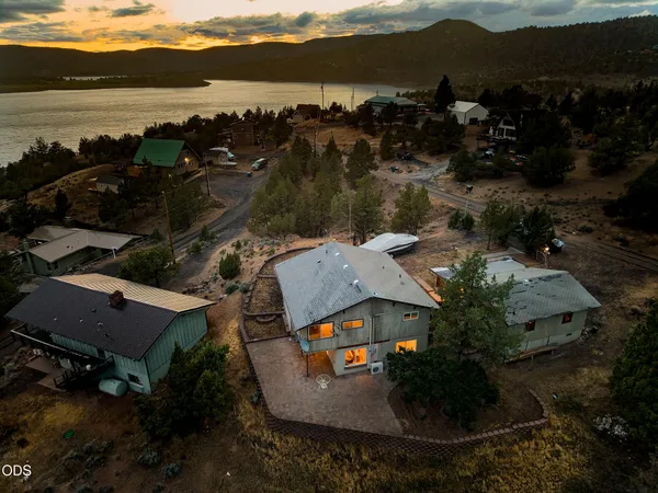 $460,000 | 12276 Southeast Vista Loop, Prineville, OR 97754