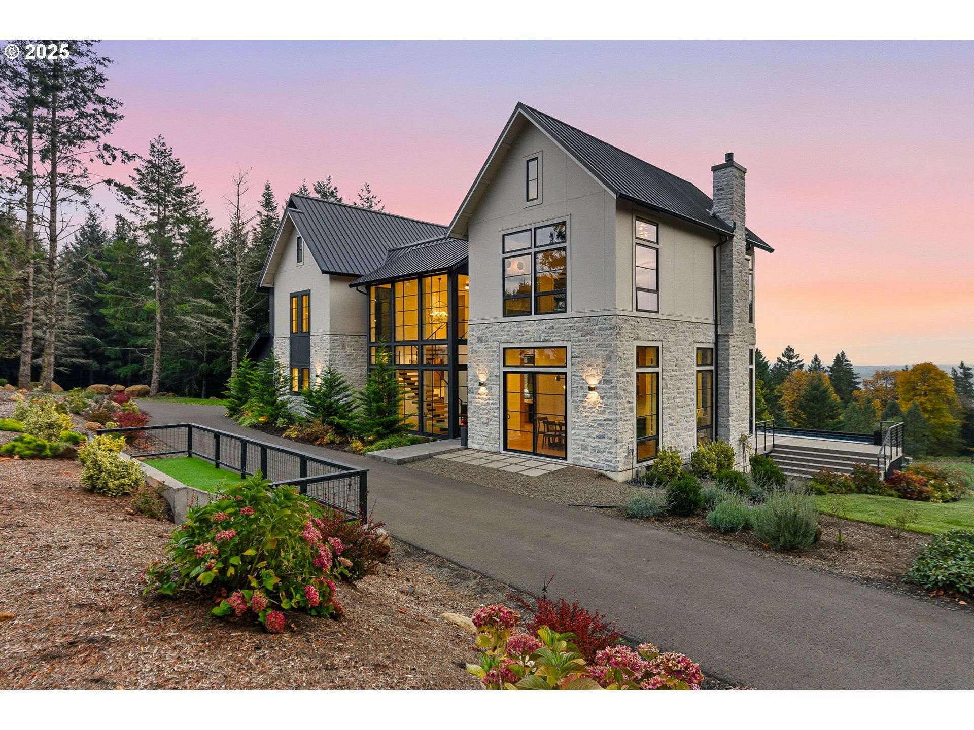 15299 Northeast Quarry Road Newberg, OR 97132 - Photo 2 of 46 a front view of a house with porch and garden