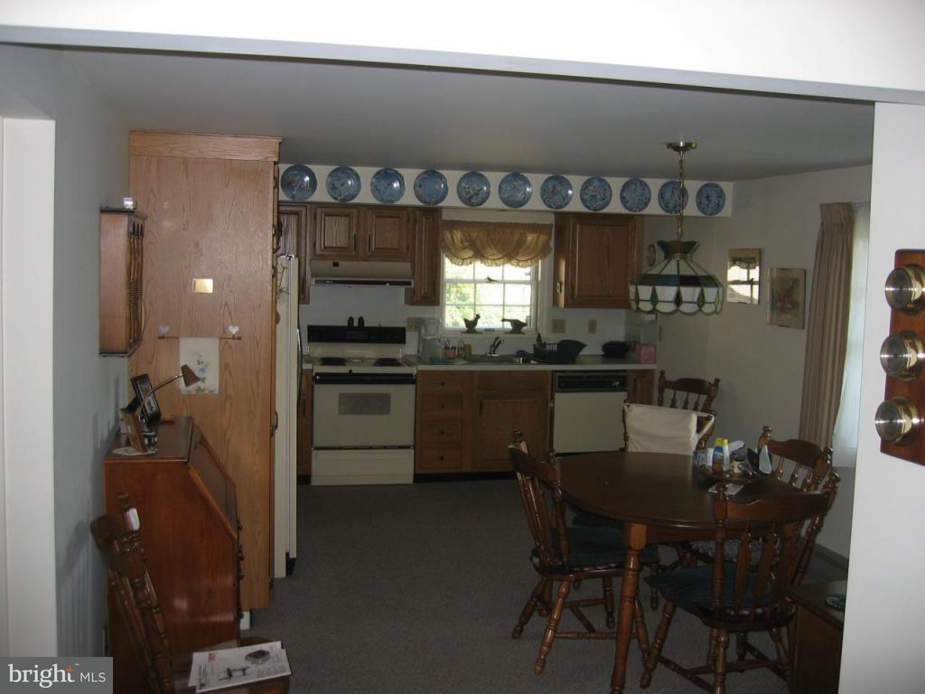 55 Hossler Road Manheim, PA 17545 - Photo 8 of 10