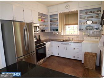 825 Dolington Road Newtown, PA 18940 - Photo 6 of 12 Kitchen