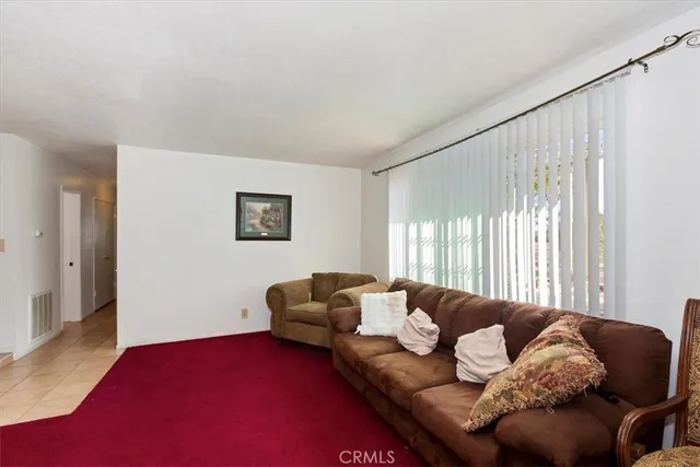 $379,900 | 15873 La Paz Drive, Victorville, CA 92395