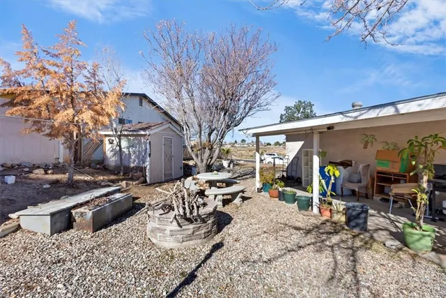 $379,900 | 15873 La Paz Drive, Victorville, CA 92395
