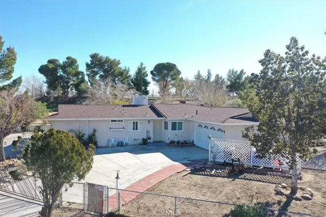 $379,900 | 15873 La Paz Drive, Victorville, CA 92395
