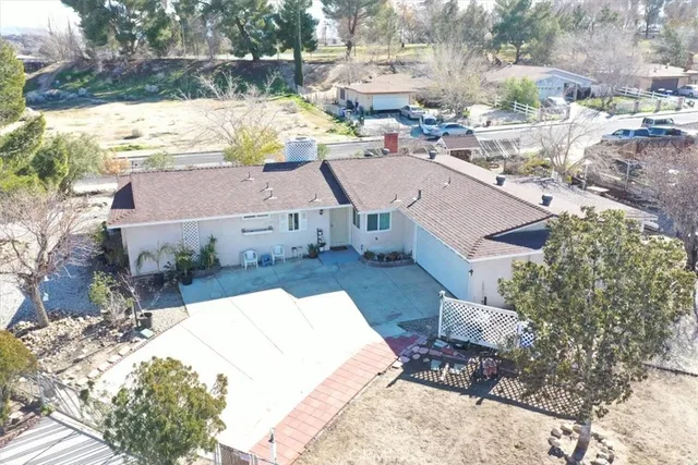 $379,900 | 15873 La Paz Drive, Victorville, CA 92395