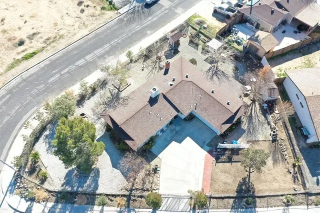 $379,900 | 15873 La Paz Drive, Victorville, CA 92395