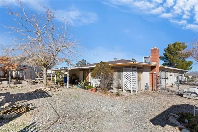 $379,900 | 15873 La Paz Drive, Victorville, CA 92395