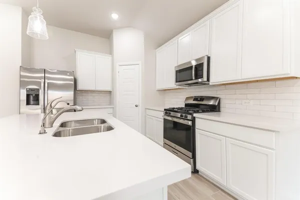 $2,950 | 5108 Middlestone Lane, Argyle, TX 76226