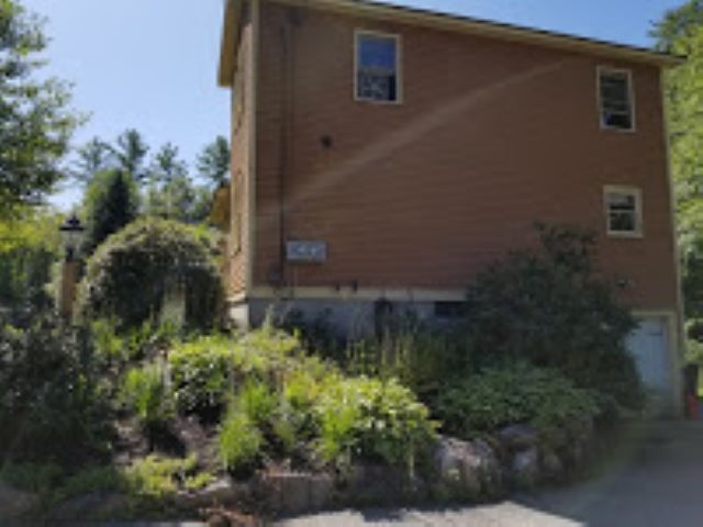195 Gorham Pond Road Goffstown, NH 03045 - Photo 8 of 25 Gallery Image 8