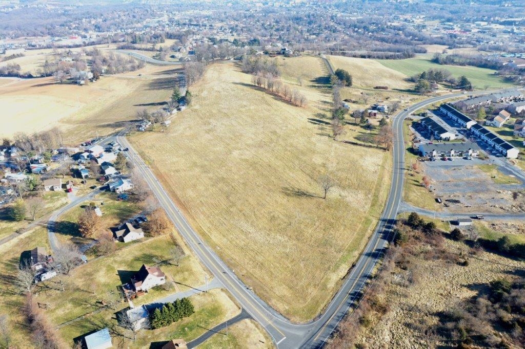 210 West Mosby Road Harrisonburg, VA 22801 - Photo 3 of 4 view of ocean