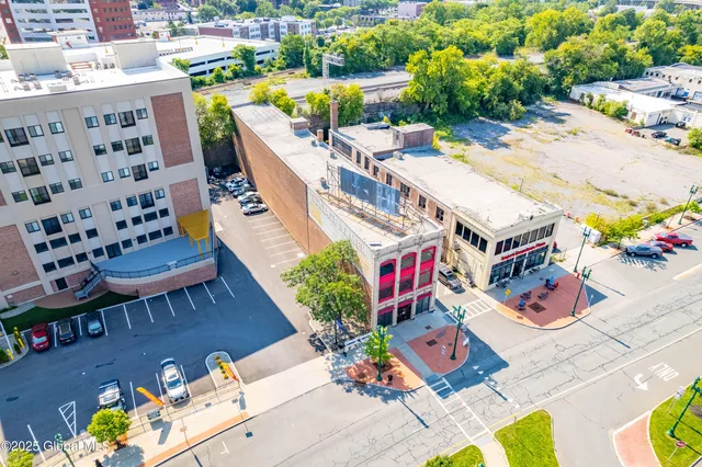 $995,000 | 180 Erie Boulevard, Schenectady, NY 12305