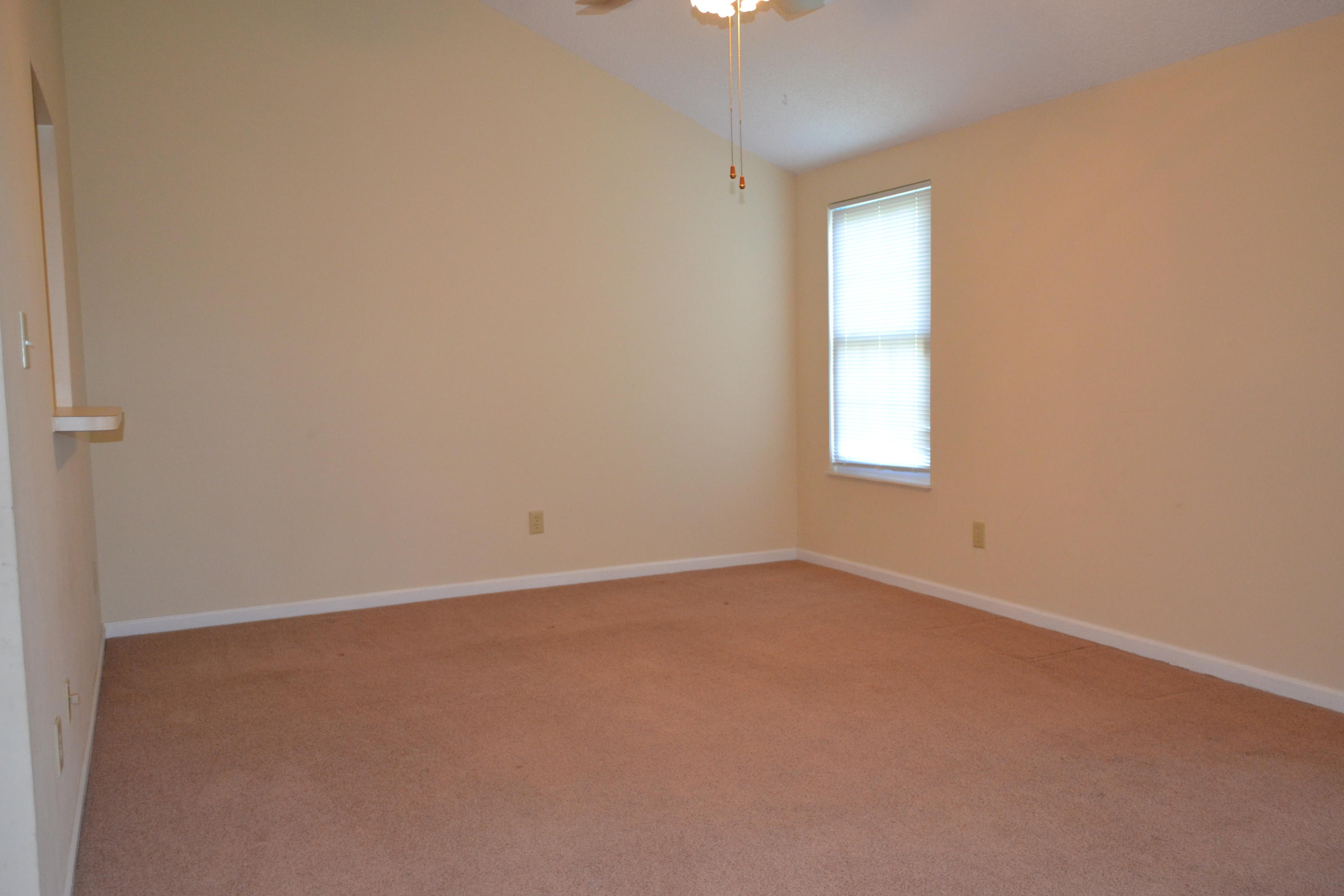 8012 Keybridge Way Powell, TN 37849 - Photo 6 of 23 DSC_0681