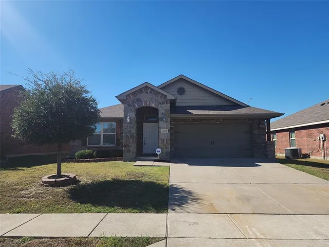 $2,195 | 12112 Castleford Way, Fort Worth, TX 76036
