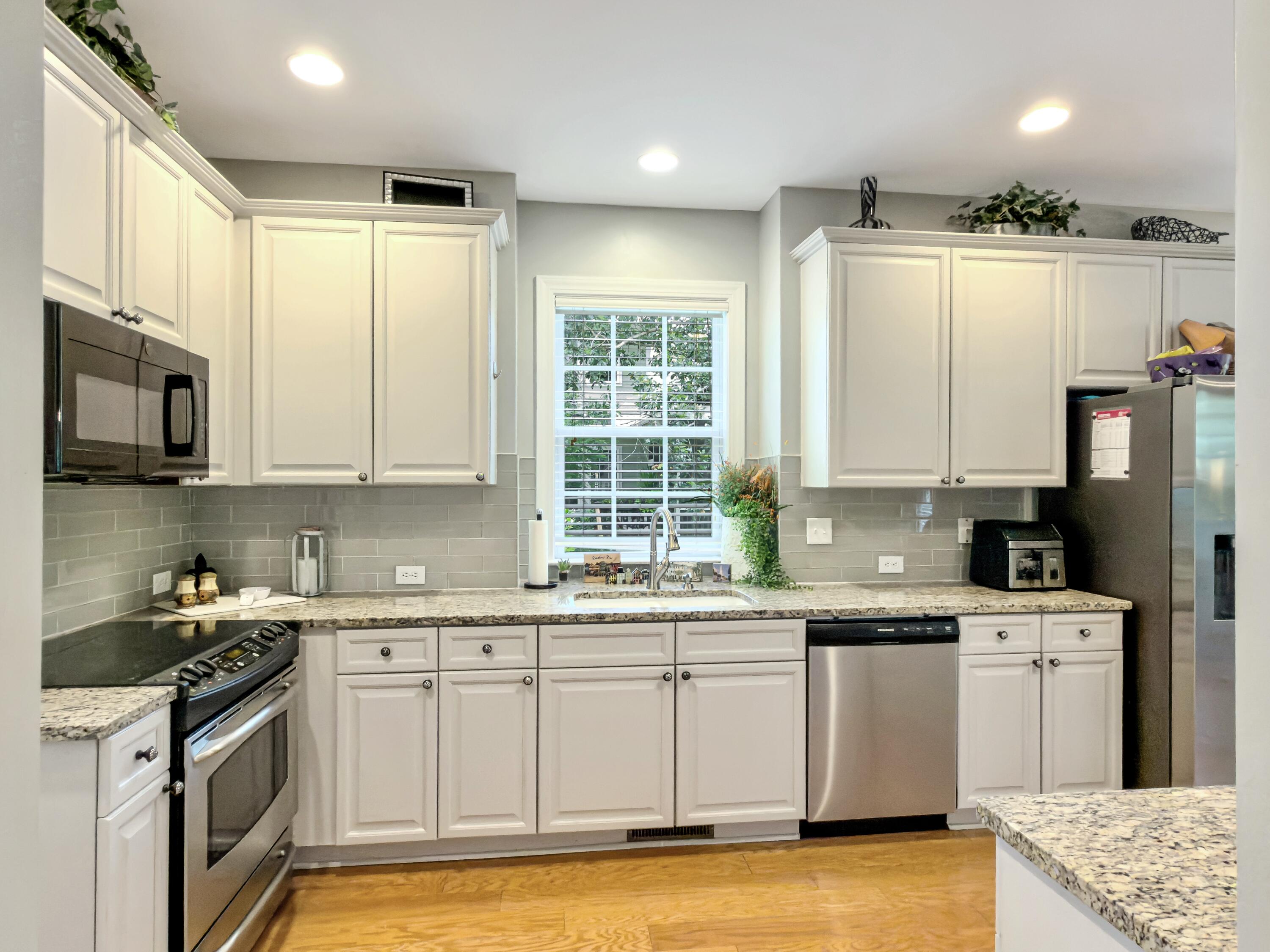 3491 Toomer Kiln Circle Mount Pleasant, SC 29466 - Photo 18 of 44 Kitchen