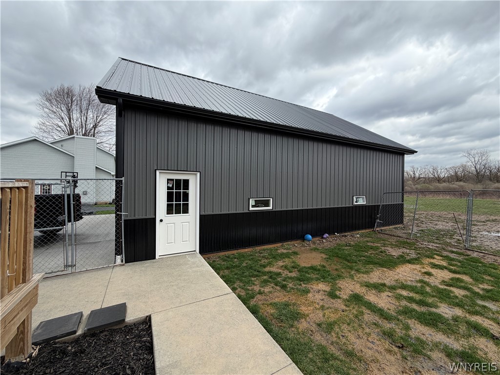 6455 Salt Road Clarence, NY 14031 - Photo 26 of 32