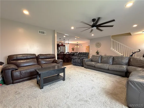 $625,000 | 6455 Salt Road, Clarence, NY 14031
