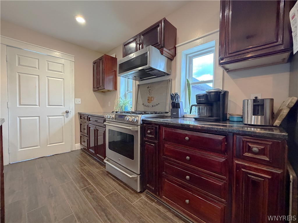 6455 Salt Road Clarence, NY 14031 - Photo 10 of 32