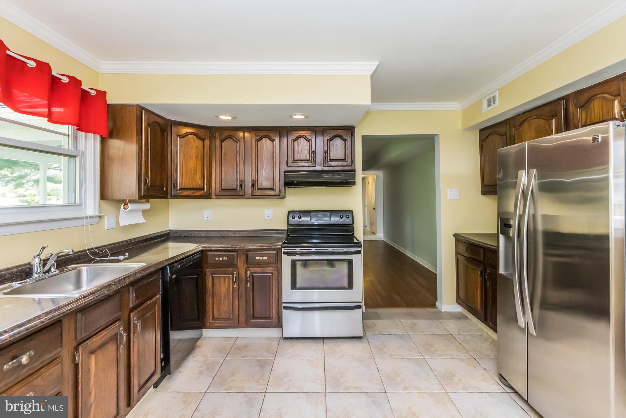 3105 Taft Road Norristown, PA 19403 - Photo 14 of 34 Gallery Image 14