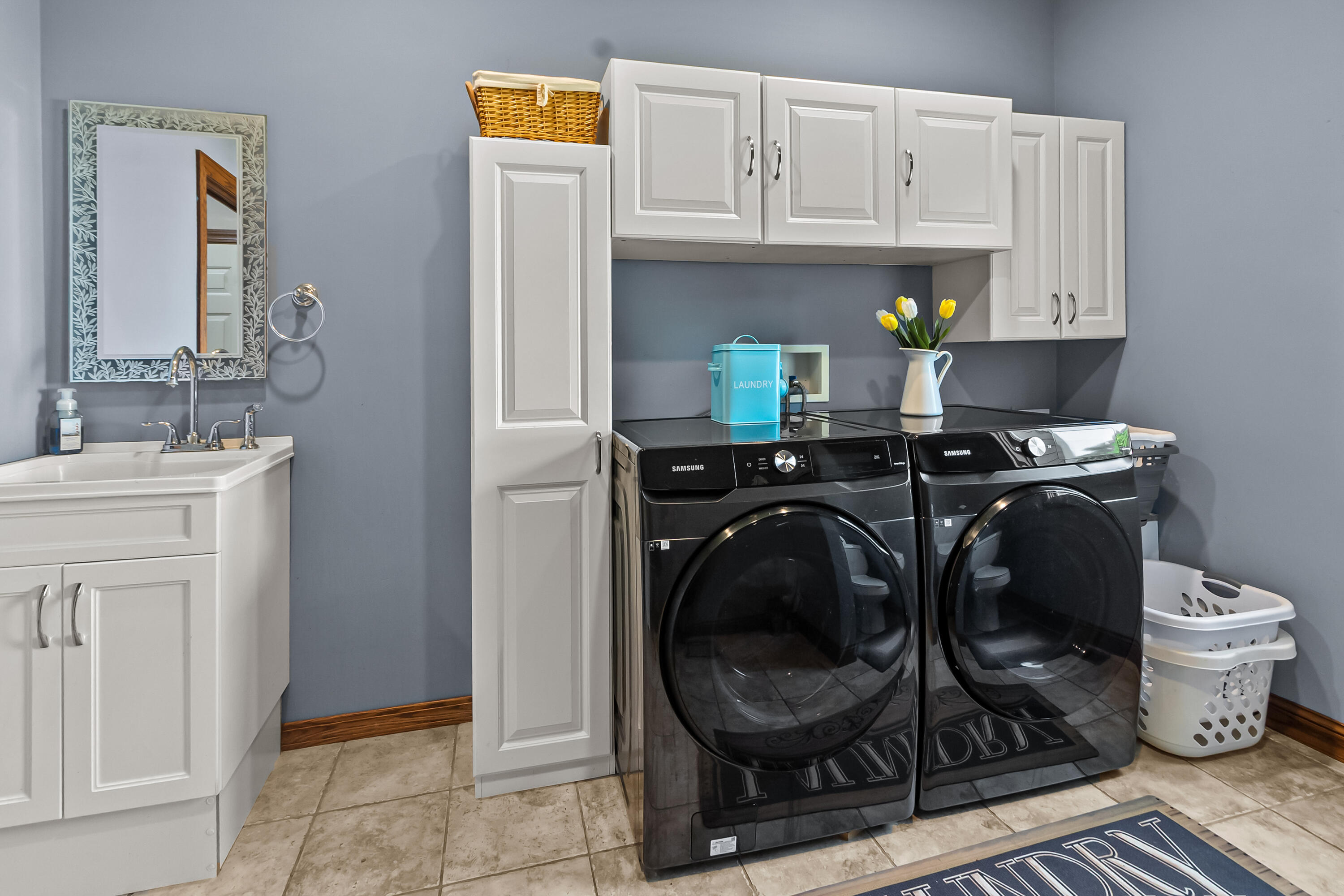 W5574 Briarwood Road La Grange, WI 53121 - Photo 22 of 45 Laundry (2)