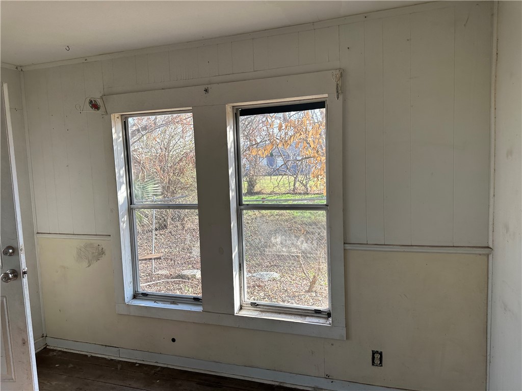 308 Mc Guill Street Refugio, TX 78377 - Photo 23 of 28 a view of an empty room with a window
