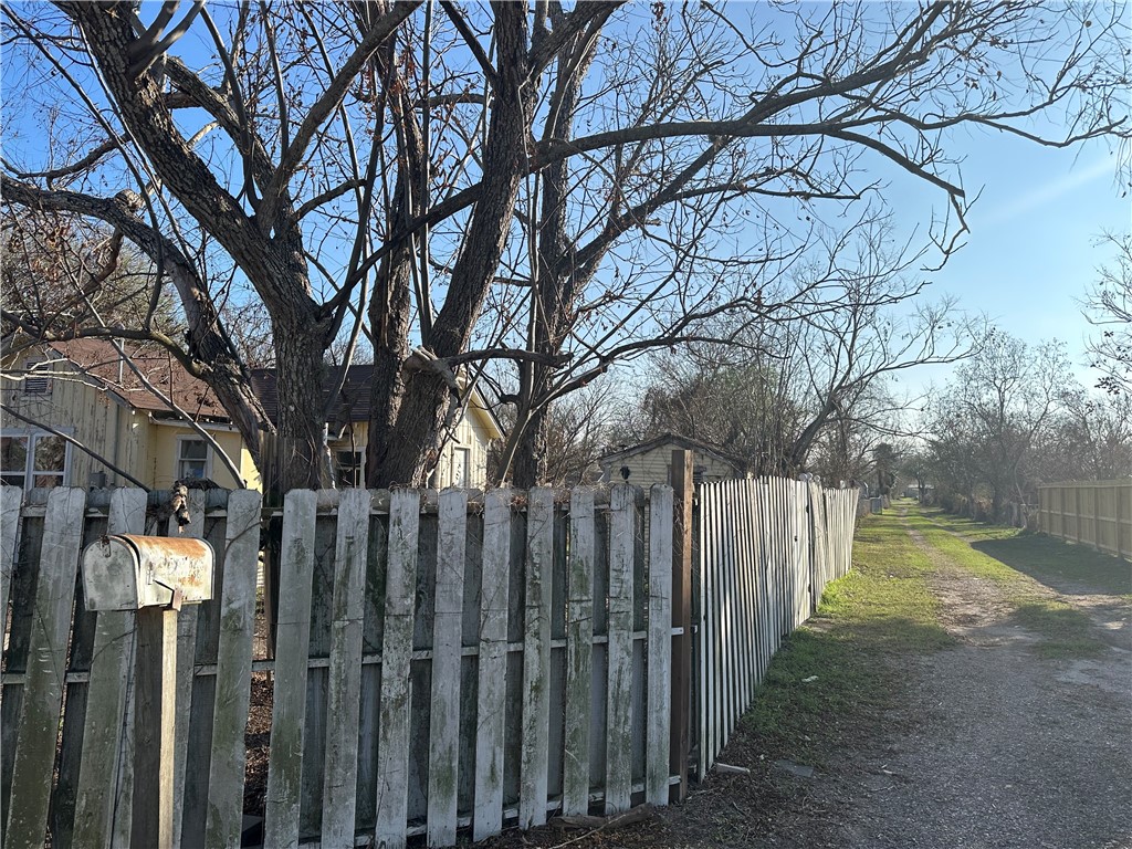 308 Mc Guill Street Refugio, TX 78377 - Photo 28 of 28 a view of backyard with wooden fence