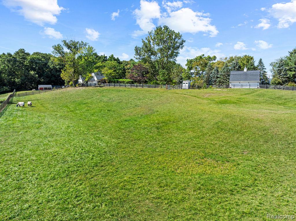 2715 Cullen Road Howell, MI 48855 - Photo 64 of 88 Gallery Image 64