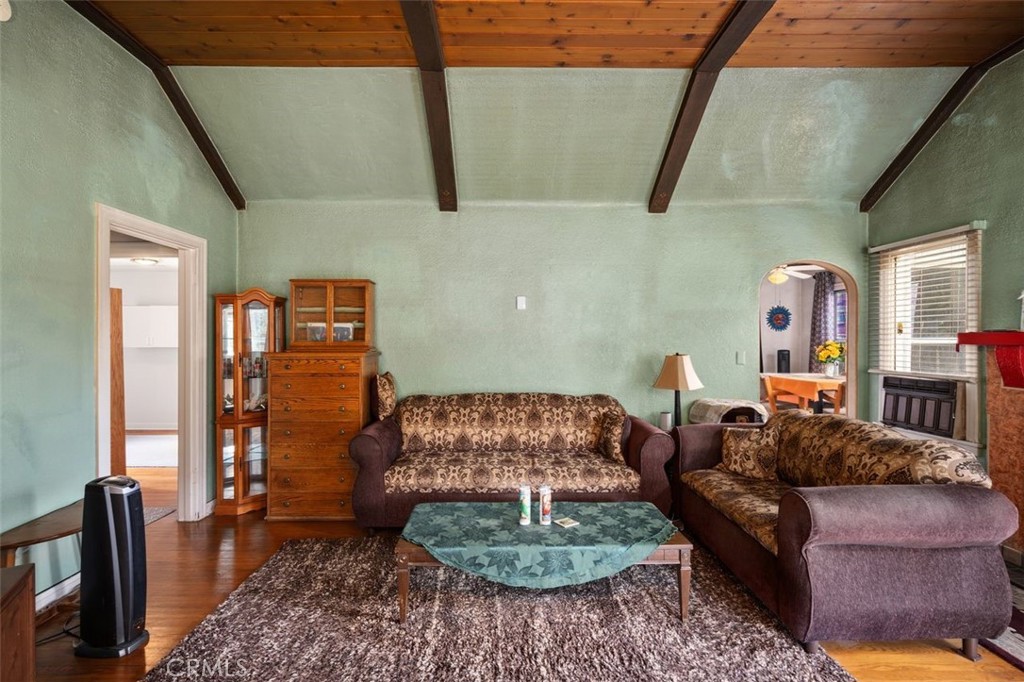 330 El Nido Avenue Pasadena, CA 91107 - Photo 6 of 41 a living room with furniture and a rug