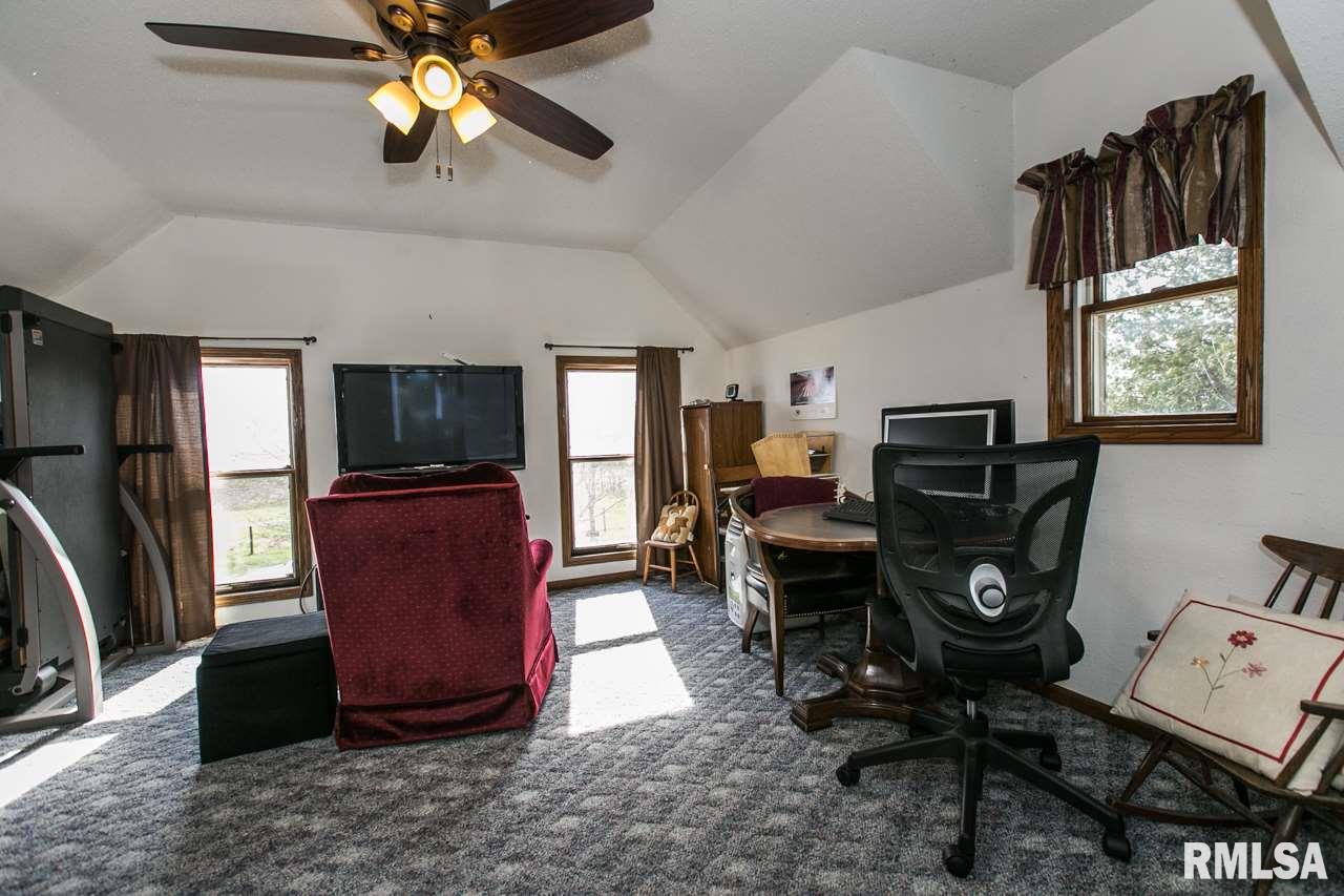 7327 Caves Road Maquoketa, IA 52060 - Photo 18 of 24 Gallery Image 18