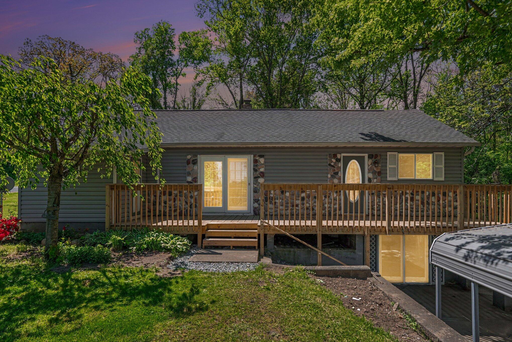 310 South Philip Road Niles, MI 49120 - Photo 2 of 32 Exterior