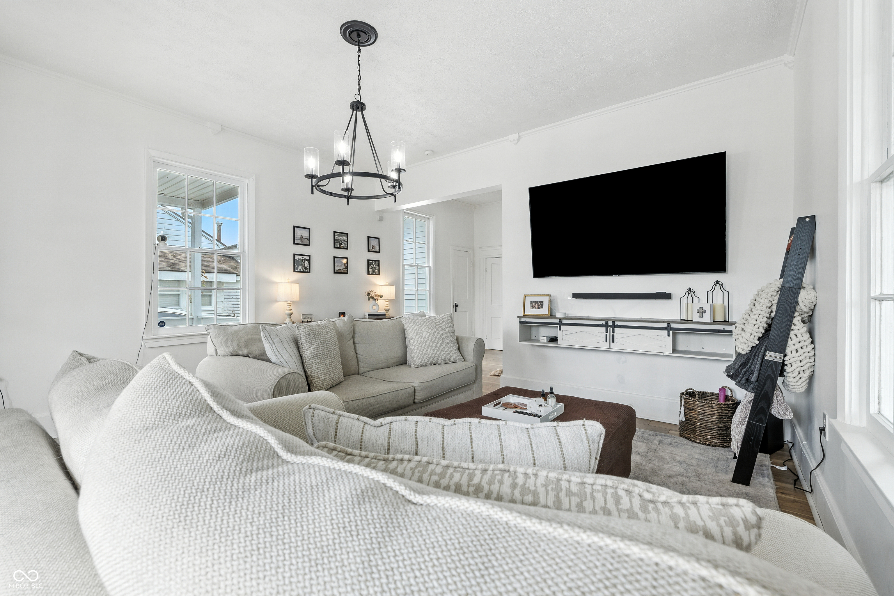 602 South Walnut Street Edinburgh, IN 46124 - Photo 3 of 15