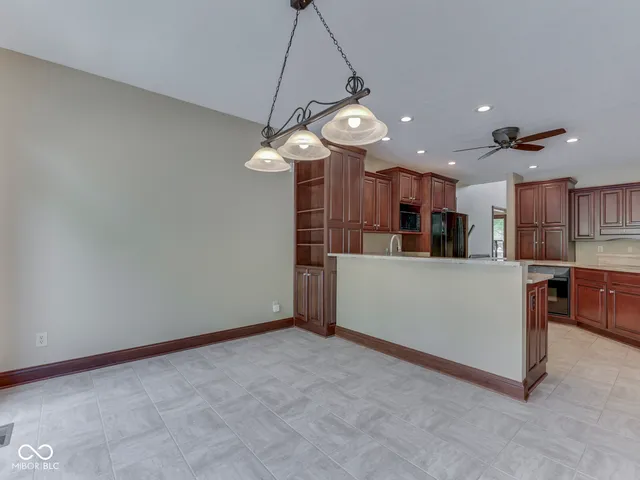 $699,900 | 20 Forrests Edge Court, Indianapolis, IN 46227