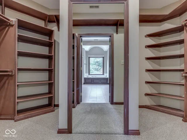 $699,900 | 20 Forrests Edge Court, Indianapolis, IN 46227