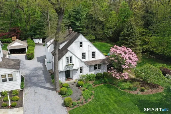 $2,225,000 | 19 Chester Road, Darien, CT 06820