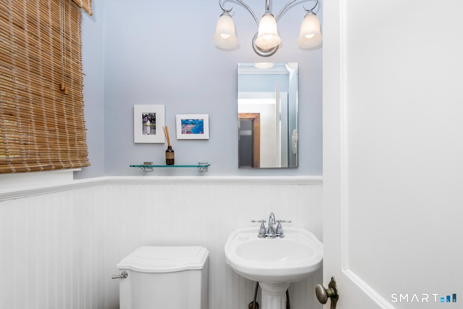 19 Chester Road Darien, CT 06820 - Photo 11 of 34