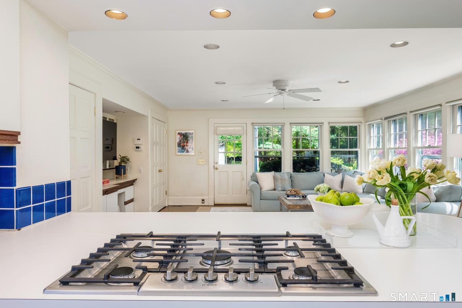 19 Chester Road Darien, CT 06820 - Photo 13 of 34