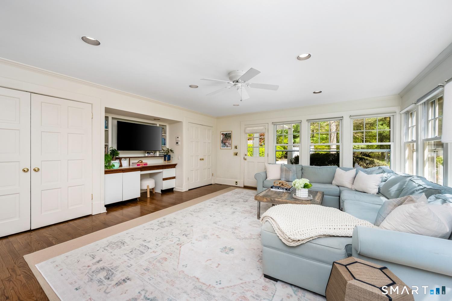19 Chester Road Darien, CT 06820 - Photo 16 of 34