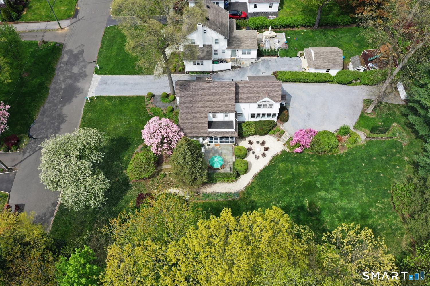 19 Chester Road Darien, CT 06820 - Photo 33 of 34