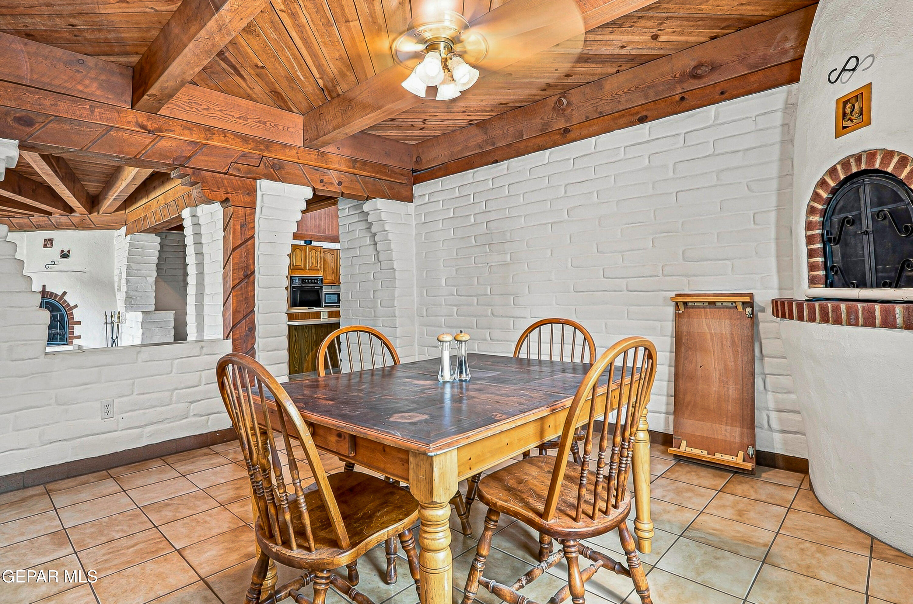 141 Libby Road Canutillo, TX 79835 - Photo 7 of 32 47-print-IMG_4579