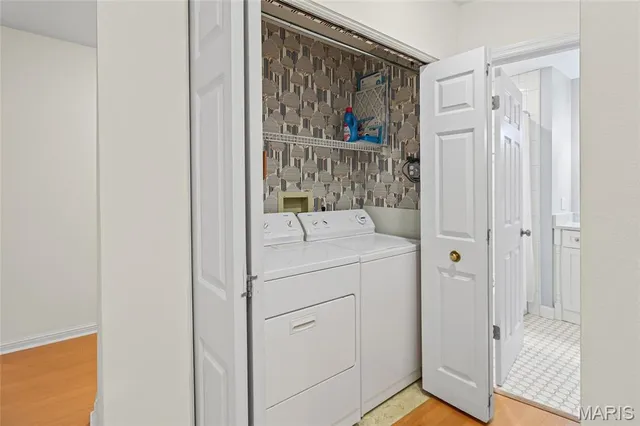 $399,900 | 200 Ambridge Court, Unit 306, Chesterfield, MO 63017