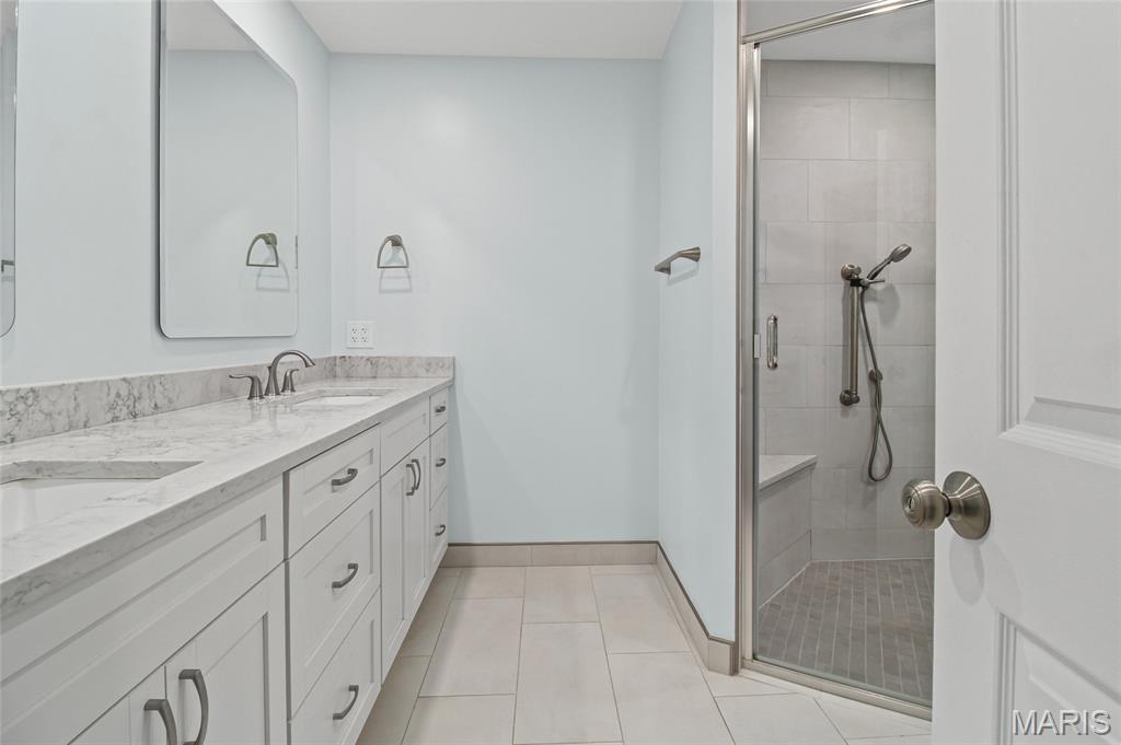 200 Ambridge Court, Unit 306 Chesterfield, MO 63017 - Photo 38 of 54