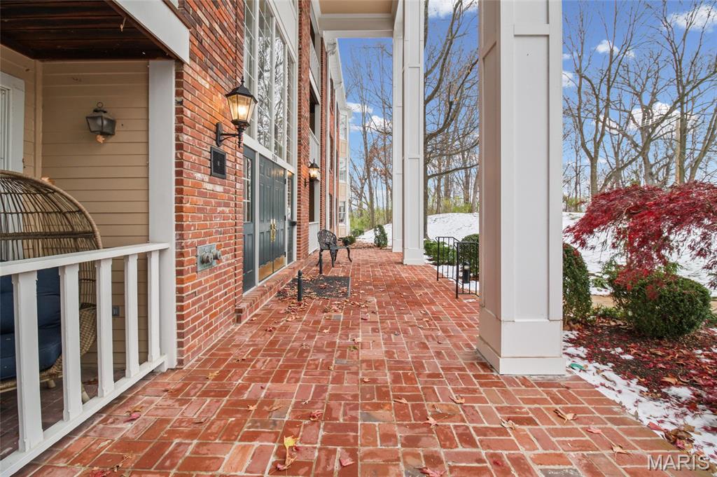 200 Ambridge Court, Unit 306 Chesterfield, MO 63017 - Photo 4 of 54