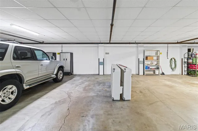 $399,900 | 200 Ambridge Court, Unit 306, Chesterfield, MO 63017